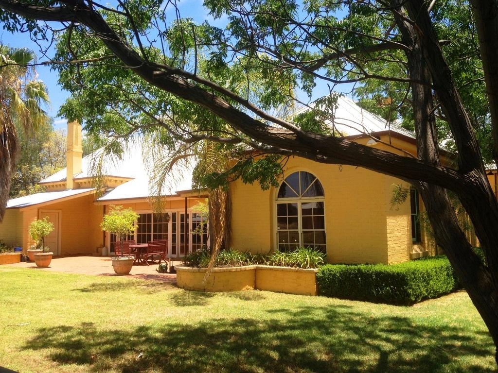 Ranelagh House Hotel Dubbo Exterior foto
